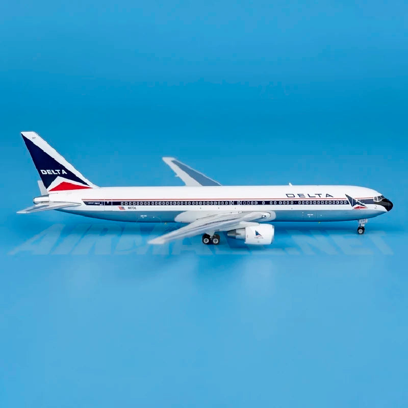 Phoenix 1:400 Scale PH04569 Delta Air Lines 767-300 N117DL Diecasts Collectible Aircraft Model Metal Miniatures Toys For Boys