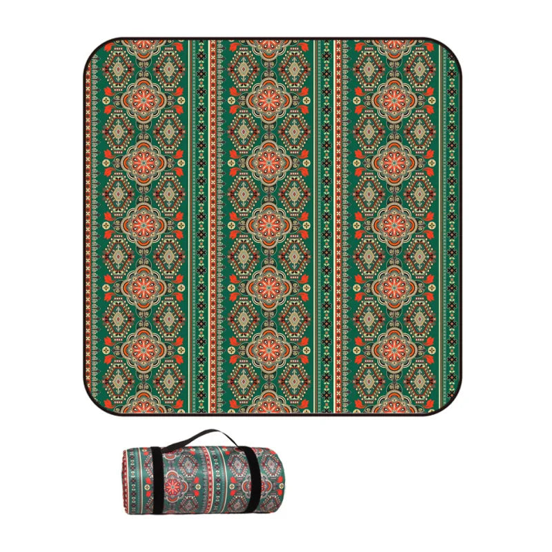 Outdoor Picnic Blanket Waterproof Extra Large Camping Mat Thickness 4mm 3-Layers Beach Blanket Rolling Up Packaging Park Blanket