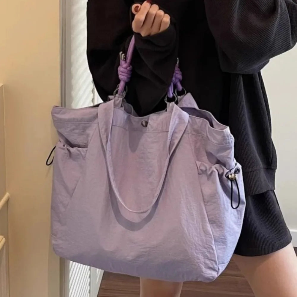2026 New Stylish Lightweight Nylon Large Capacity Travel Tote Bag for Women Casual Shoulder Handbag Versatile