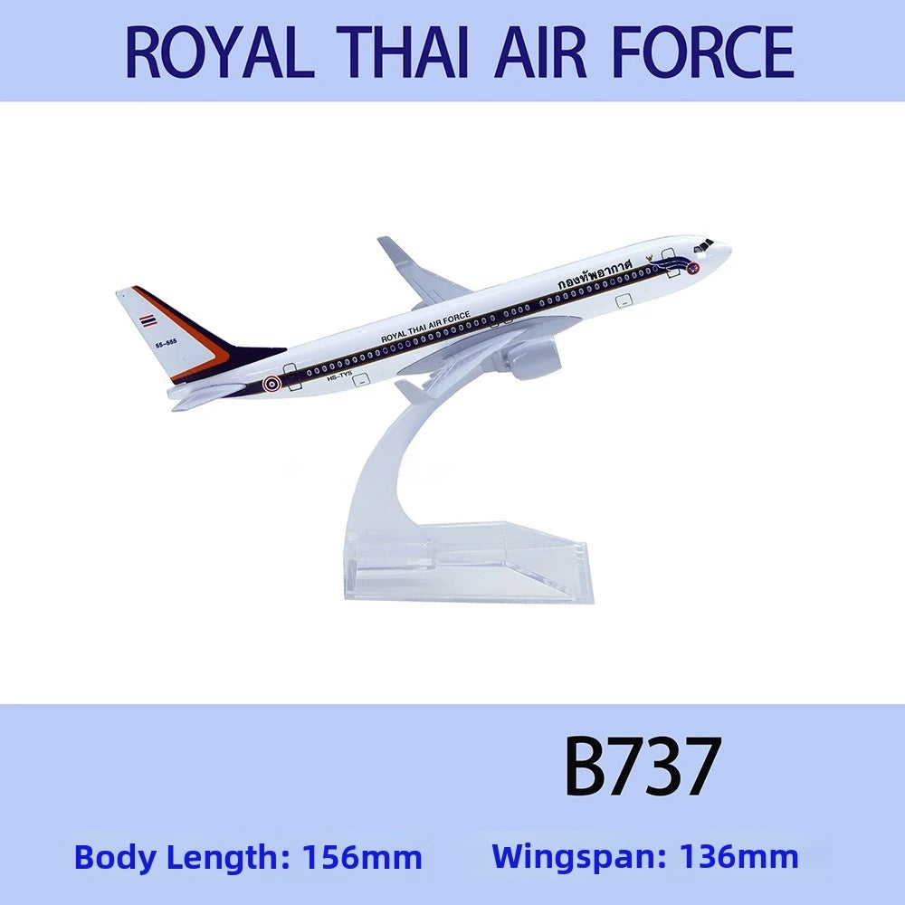 New 15.6cm Brazil Air GOL Airlines Alloy 10 Styles Boeing B737 Airways Airplane Model 1/246 Scale Metal Planes