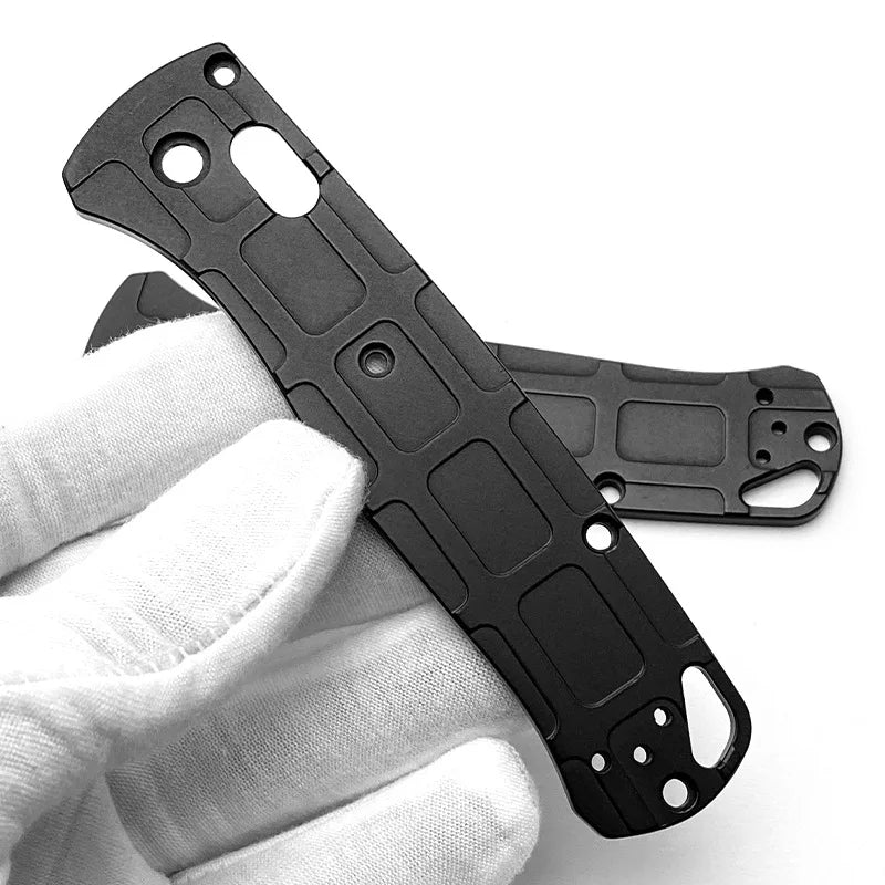 1 Pair Aluminum Alloy Rectangle Pattern Folding Knife Handle Grip Patches Scales for Benchmade Bugout 535 Knives Non-Slip Shank