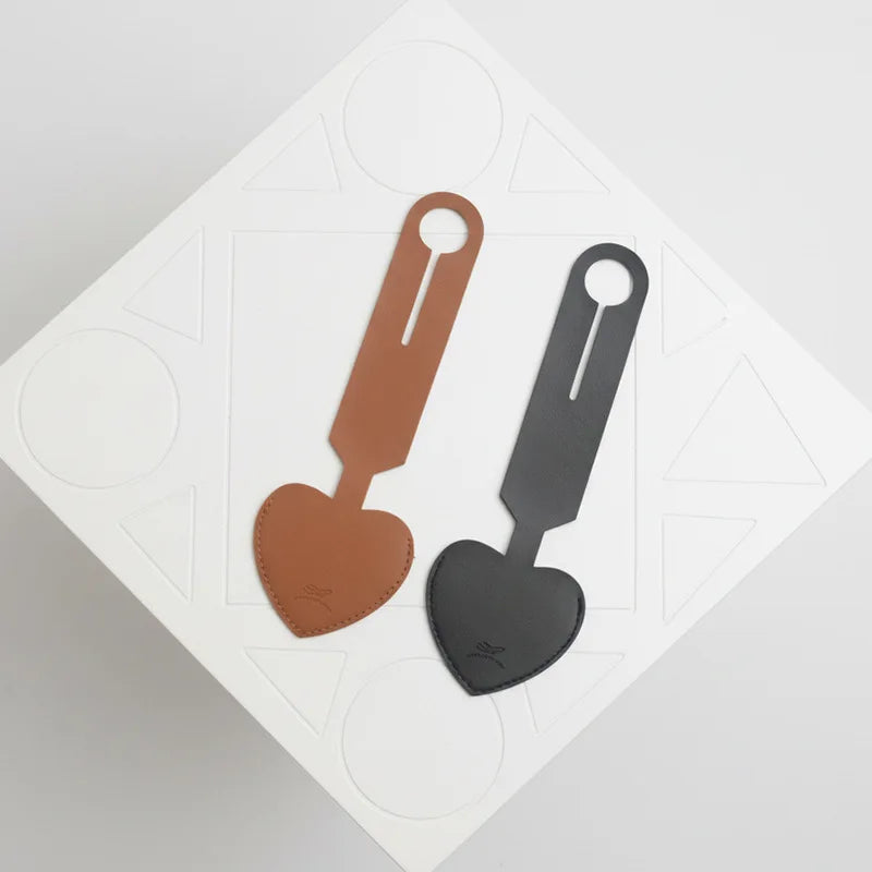 Creative Heart Shaped Leather Luggage Tag Write On Boarding Pass ID Tag Travel Gift