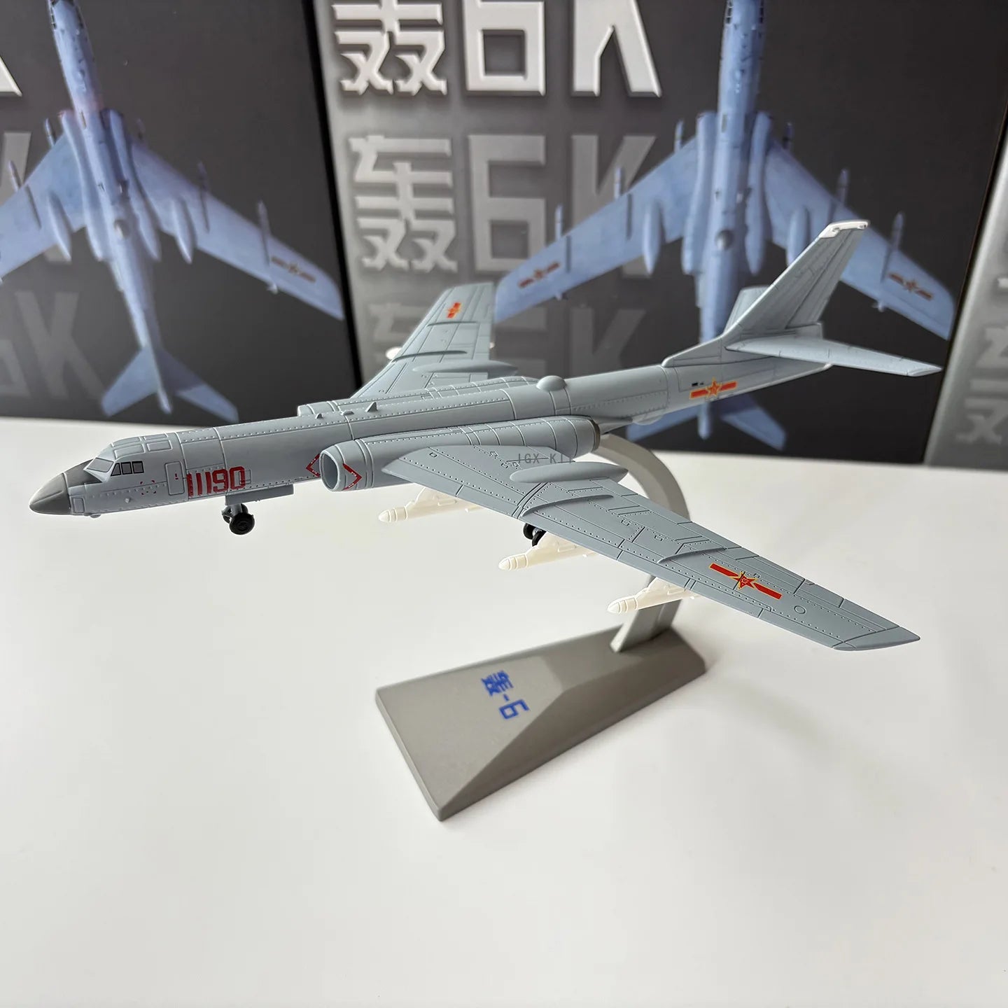 1: 144 Scale Diecast Chinese Air Force H6K Aircraft Models Alloy Strategic Fighter For Children Toy Planes Gifts Room Decoration