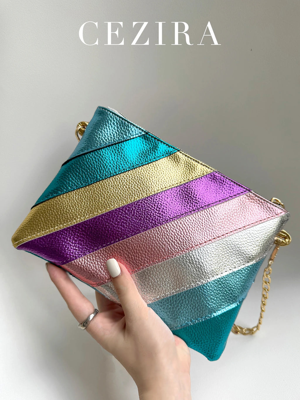 Luxury Funky Metallic Color Stripes PU Leather Handbag Women's Square Clutch Metal Chain Cross body Purse Fashion Y2K Party Prom
