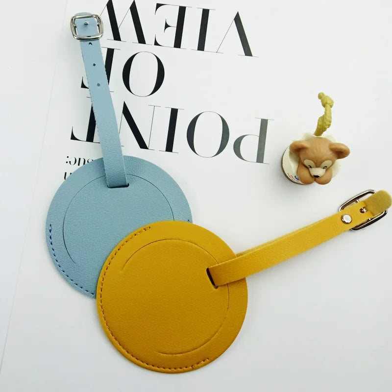 Stylish Round Luggage Tag for Air Travel - Durable Scratch-Resistant Build, Secure Buckle & Removable Contact Card