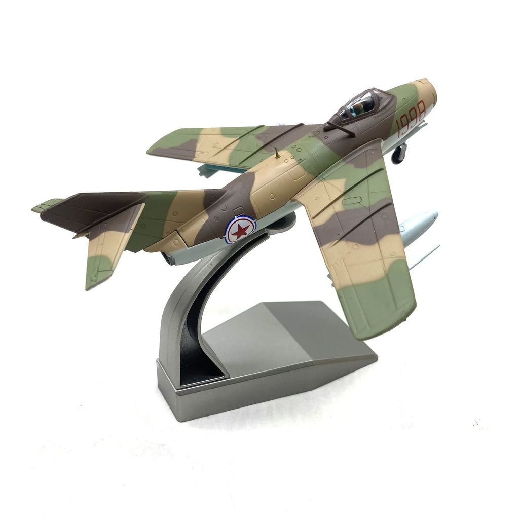 1:72 Scale Soviet MiG-15 Transonic Jet Fighter Metal Die-Cast Aircraft Model Toy Collector's Grade Display Piece