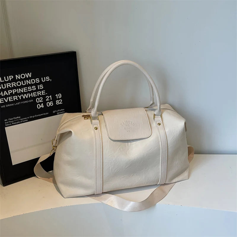Large Capacity Retro Patent Leather Crossbody Bag Glossy PU with Zipper Adjustable Strap Shoulder Bag for Daily Commute