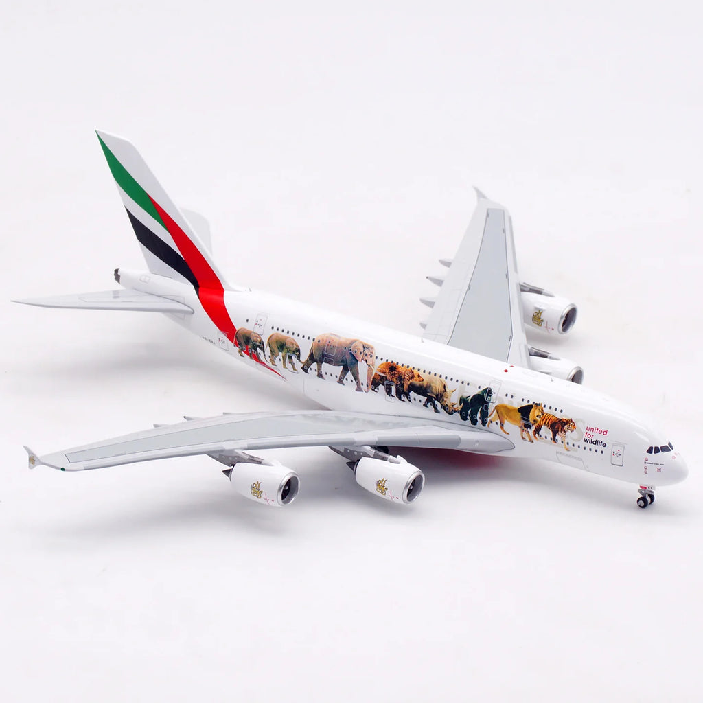XB0011 Alloy Collectible Plane Gift Aviation 1:400 Emirates Airways Airbus A380 Diecast Aircraft Jet Model A6-EEI Tractor+Stand
