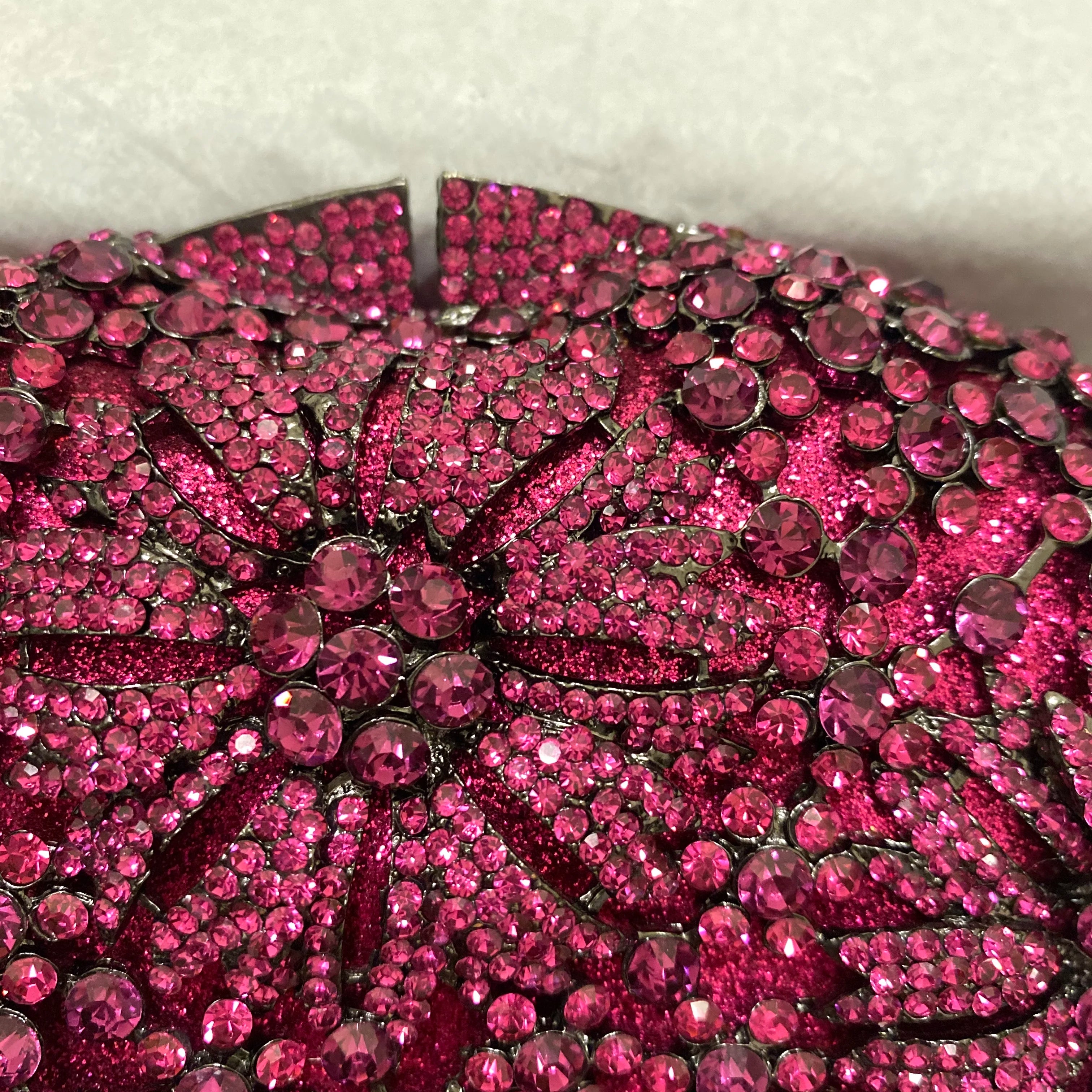 WHTUOHENG Oval Shape Fuchsia Diamond Floral Evening Clutch Women Pink/Purple Rhinestones Flower Girls Party Wedding CrystalPurse