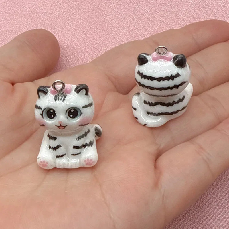 10pcs 3D Beach Kitten Cartoon Handmade DIY Accessories Cream Gel Resin Small Accessories Material Pack