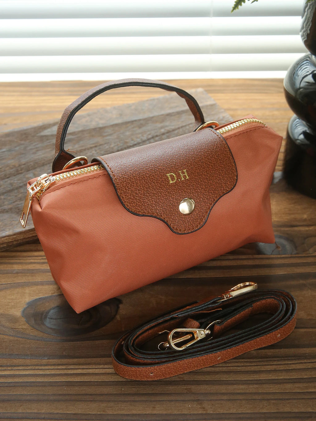Custom Name Mini Crossbody Bags for Women Customized Handbags Chic Lightweight Purses with Adjustable Strap