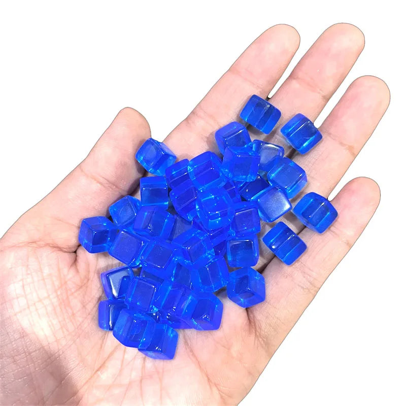100pcs Crystal Dice 8mm – Transparent Cube Chess Tokens Board Game Pieces / 100 dés cristal 8mm – Jetons transparents jeux de société