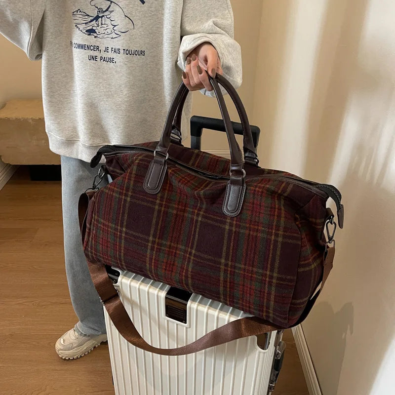 New Travel Bag Large Capacity Commuter Crossbody Yoga Fitness Sports Bag Check-In Luggage Storage Bag Unisex Urban Minimalist