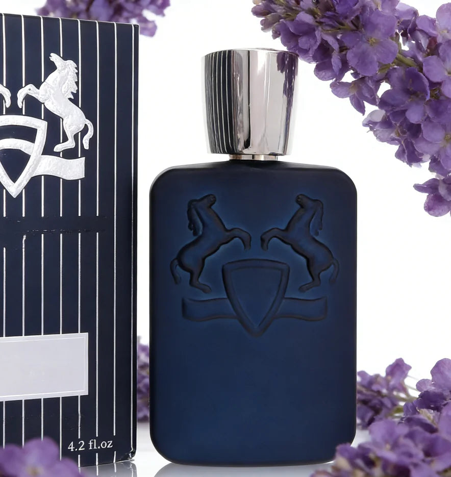 1743 PARFUM.S de MARLY Paris offers three optional neutral and long-lasting fragrances
