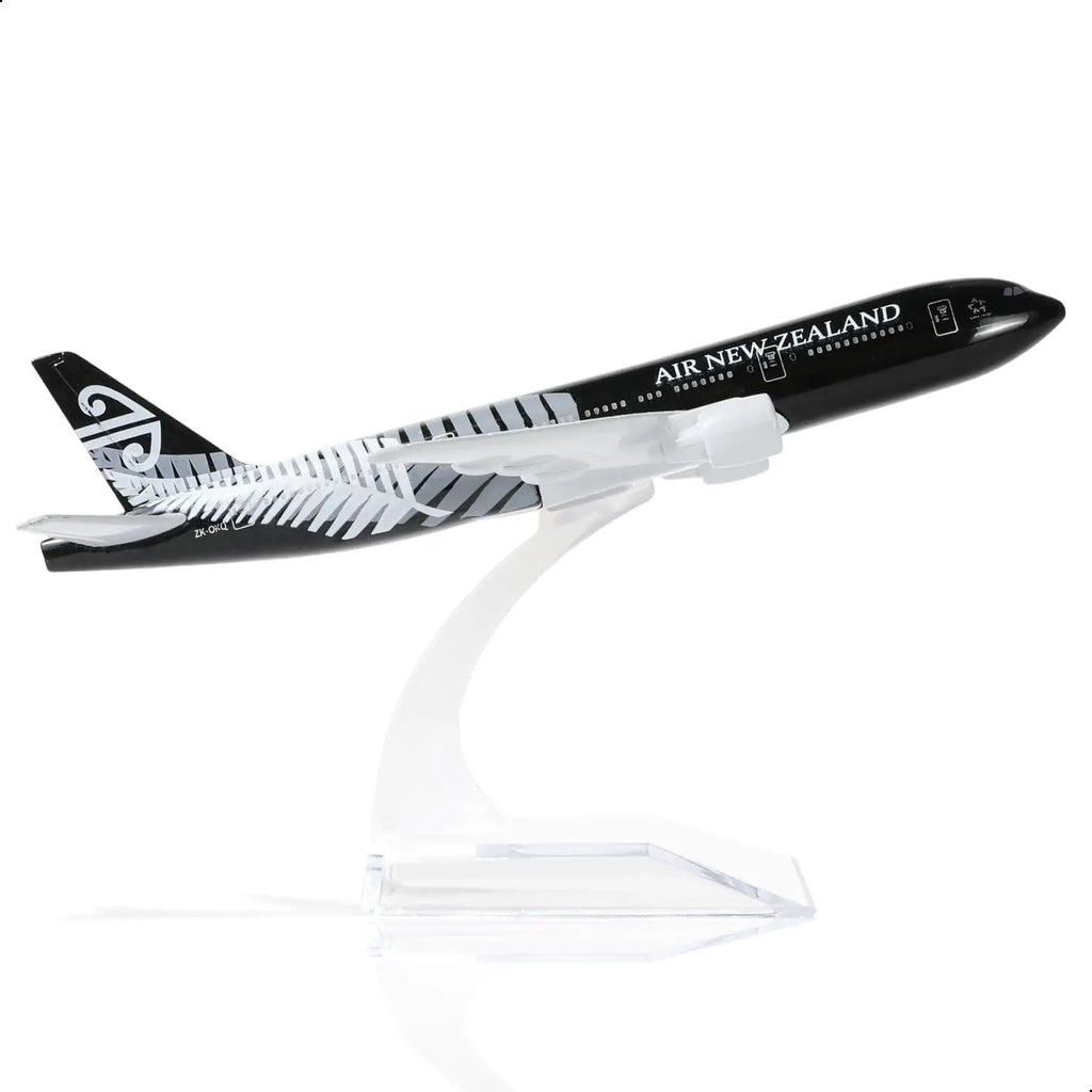 16CM 1/400 Diecast Alloy B777  Airplane Model Toy Plane Collected Gift Series Static aircraft model for Collectible Display