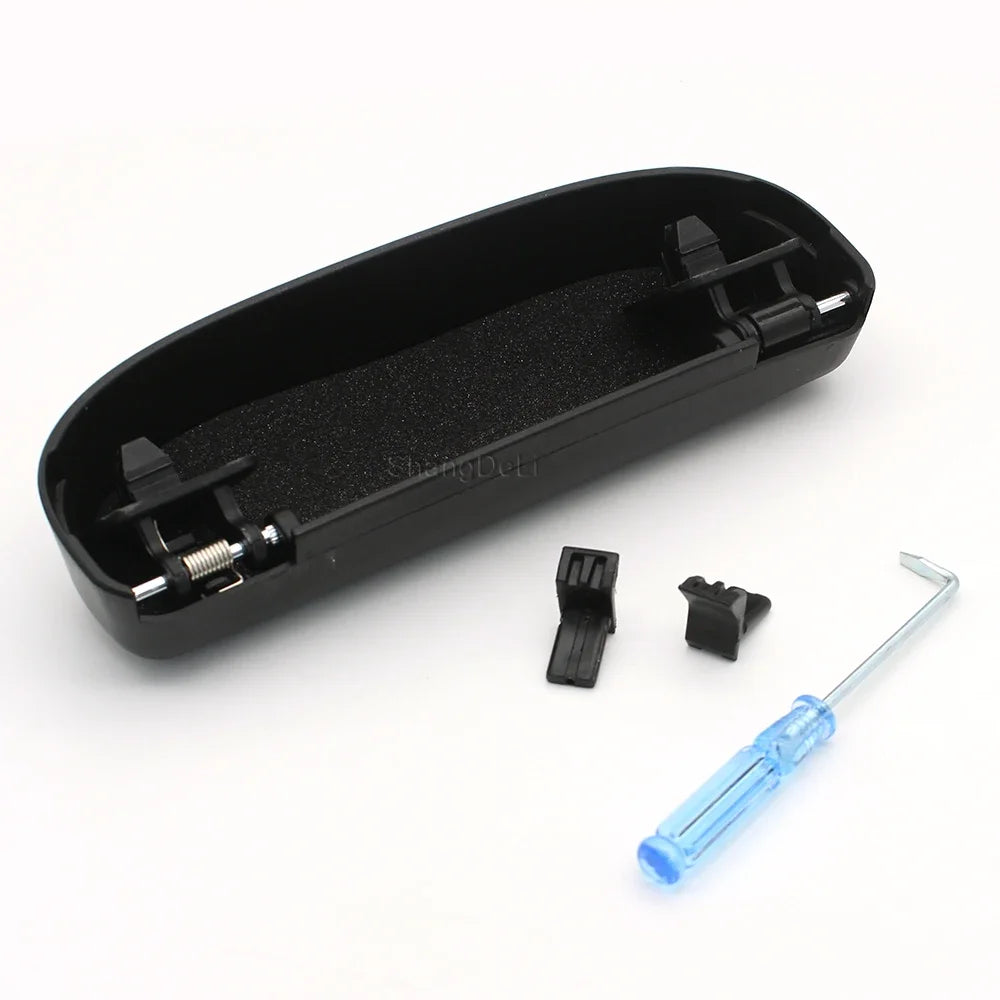 Car Sunglasses Case for BMW 1 3 4 5 X1 X3 X5 F20 F30 F32 F15 F25 F10 F11 2015 - 2022 Glasses Sunglass Box Holder Storage Cage