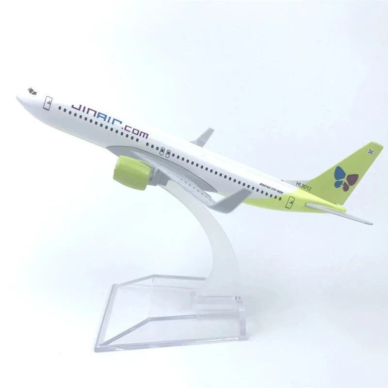 16cm Aircraft Diecast B737 Jin Air Airlines 1/400 Metal Scale Aircraft Simulation Alloy Passenger Model Toy For Children Collect