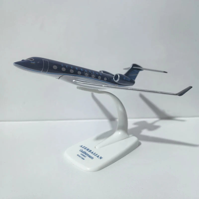 JASON TUTU Azerbaijan Airlines Gulfstream G650 Aircraft Diecast 1/200 Scale Planes Airplane Model Plane Model Gift