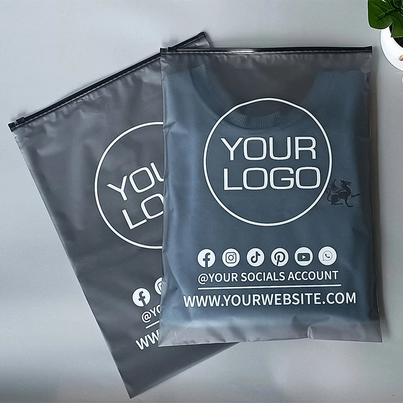 50pcs Frosted zip seal ziplock plastic bags for clothing Zipper Bags with Logo Printed for Clothing Coat Jeans Hoodies Package