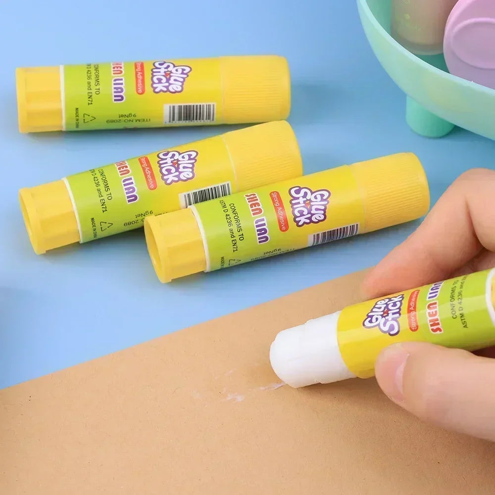 9g High Viscosity Solid Glue Sticks High Efficiency Adhesion Clear Solid Glue Guns for Home School DIY Art Paper Stationery