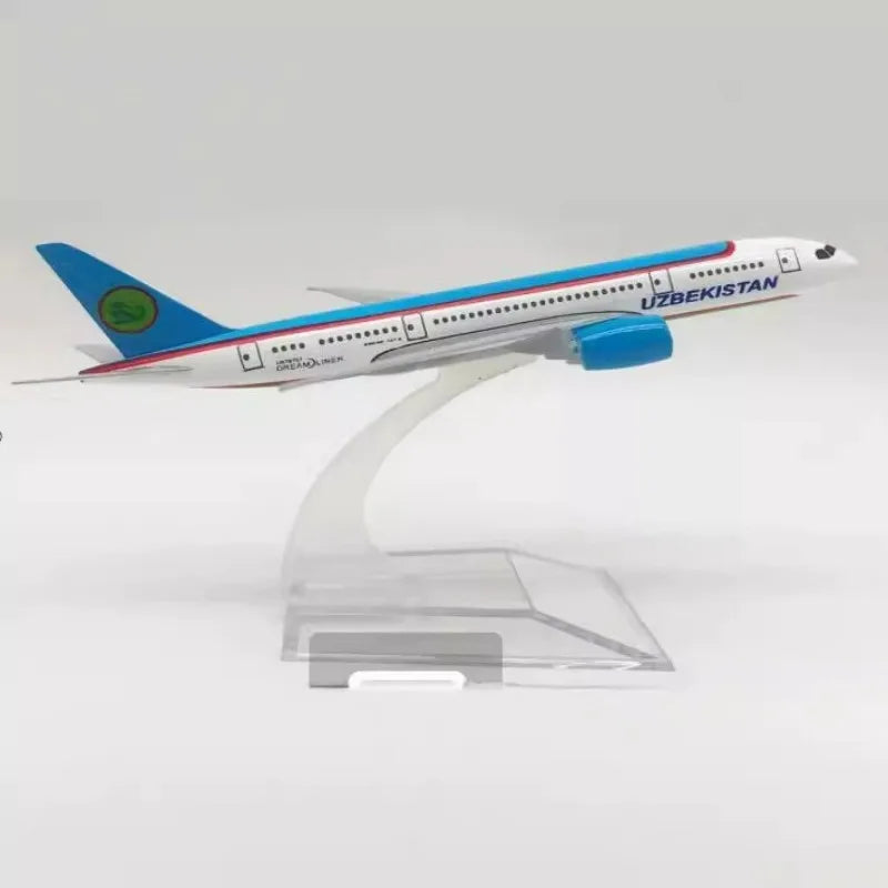 16cm Simulation Alloy Aircraft Uzbekistan Airways B787 Model Airplanes Toy Diecast 1/400 Scale Plane Model Display Miniature