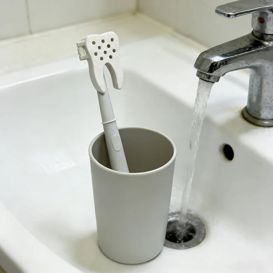 Tooth-Shaped Electric Toothbrush Head Cover, Ventilated Lightweight Dust-Proof Storage, Essential for Frequent Travelers