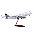 47CM Airplane model Garuda Indonesia Airline  B747 plane model With Wheel LED Light Die-casting Collection Toy planes