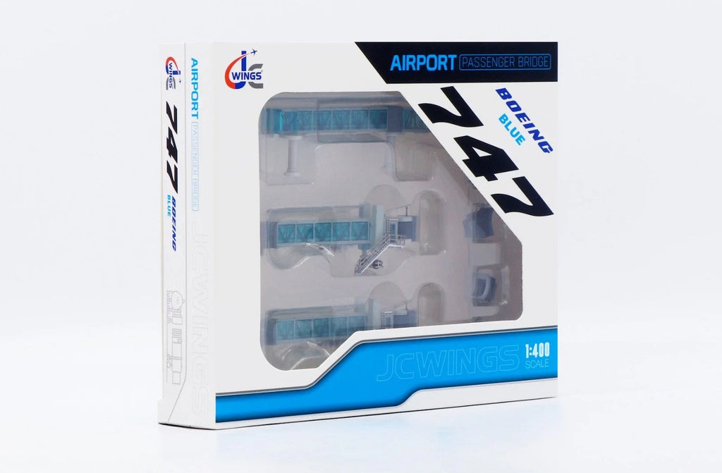 LH4387 1:400 Plastic Collectible Airport Passenger Bridge Simulation Finished Souvenir JC Wings for Boeing B747 Model