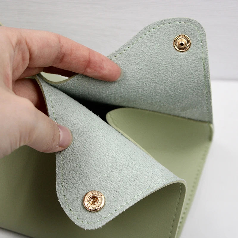 Car Tissue Box Holder  Leather Car Center Console Armrest Napkin Box Sun Visor Backseat Tissue Case
