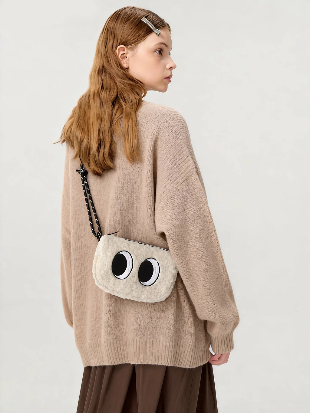 Lightweight Cute  Rice Ball Plush Earphone Bag Crossbody Phone Pouch for Young Girls Cartoon Style Polyester