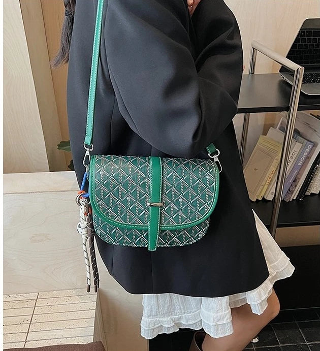 Trendy Diaper Bag: Women's Luxury Vintage Leather Handbag, High-End Simple Crossbody Bag With Paris Style And Letter Logo