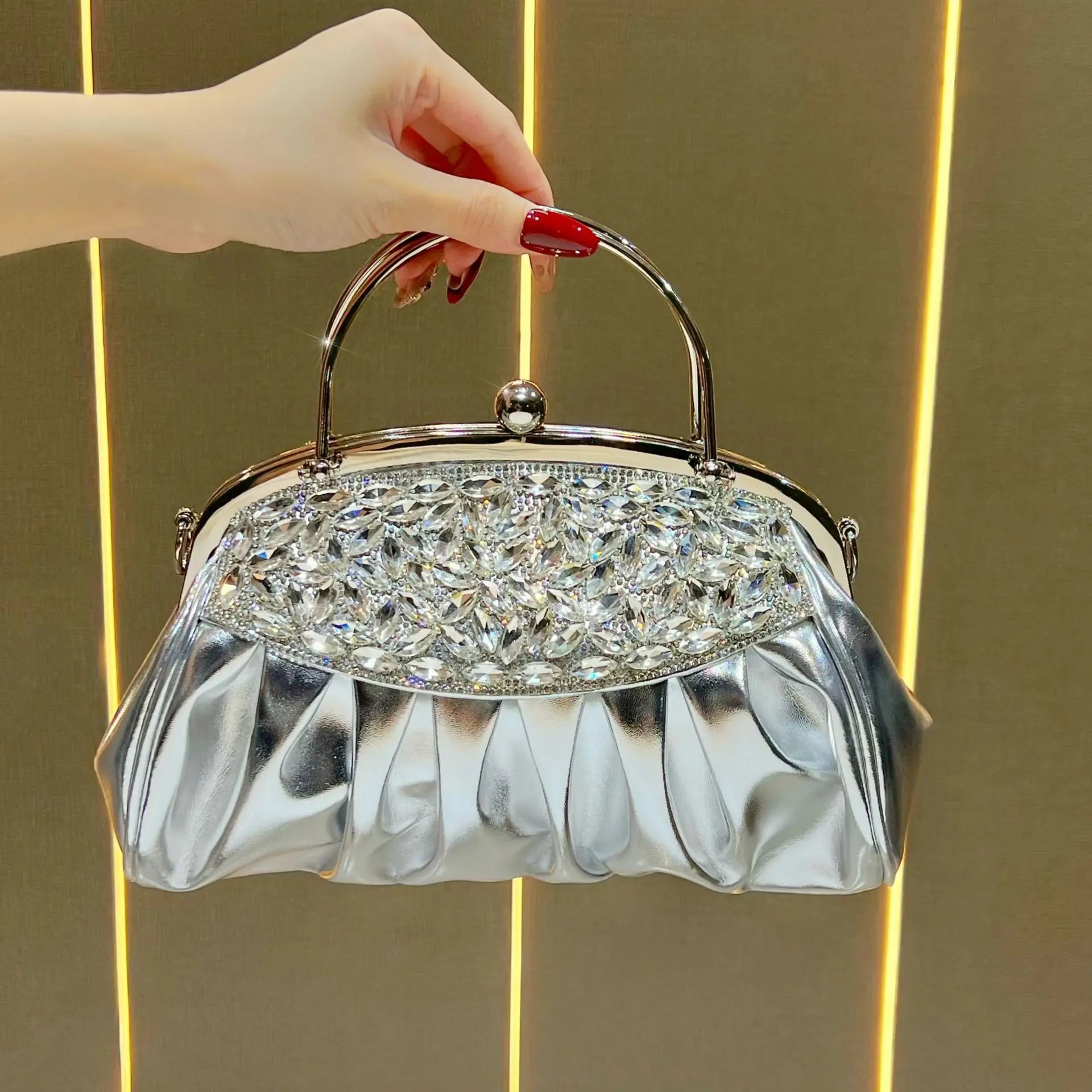 women's bags, light luxury party handbags, diamond-encrusted women's handbags, celebrity temperament, high-end dinner bags