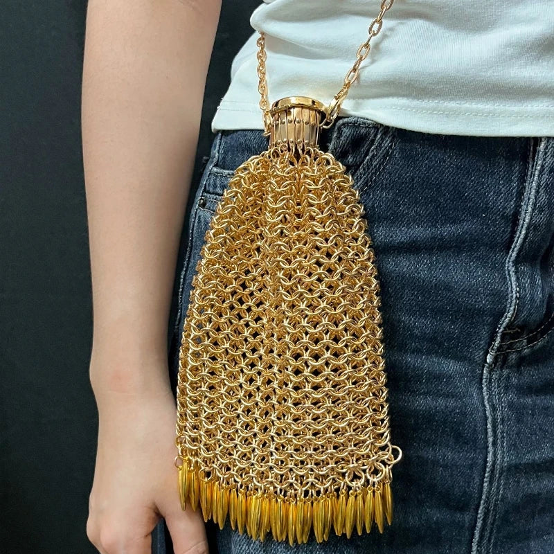 Niche Design New Gold and Silver Soft Metal Mesh Phone Bag High Quality Women's Evening Lipstick Bag Handwoven Fashionable Bag