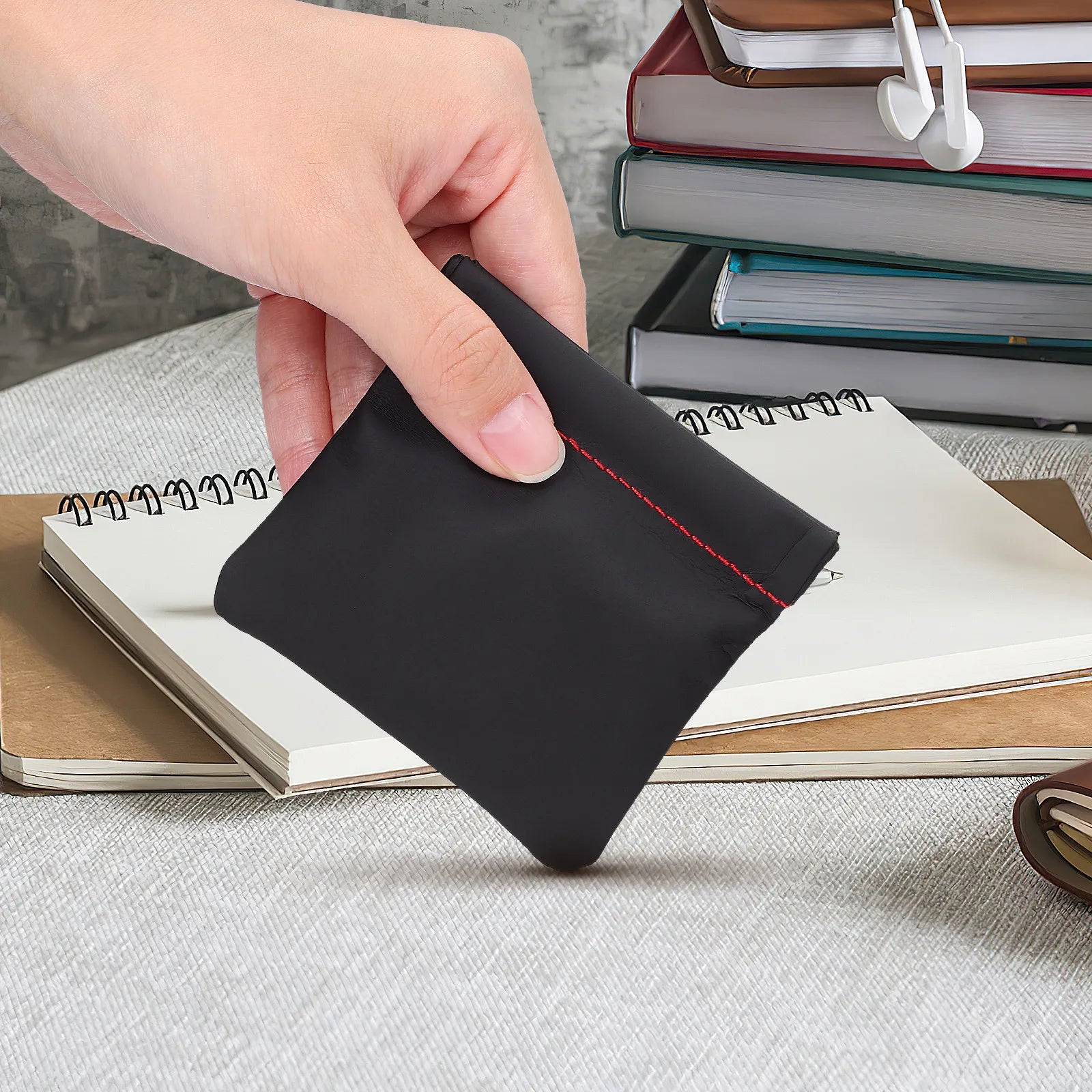 1Pcs Mini Portable Earphone Bag PU Storage Case for Headphones USB Cables and Small Gadgets Compact Travel Pouch