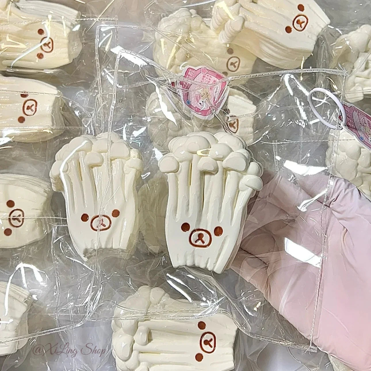 2026 handmade butter kneading toy! Easy Bear Collection, Relieve Stress - Food Grade Silicone
