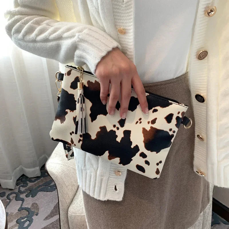 2025 New Personalized Handbag for Women, Envelope Handbag, Korean Edition Personalized Fashion Style Printed Bags