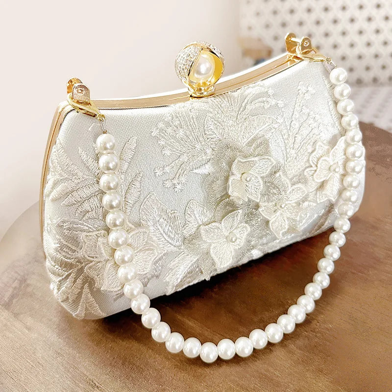 Fashion Pearl Chain Handbags Female White Embroidered Lace Flower Clutch Purse Crossbody Shoulder Party Wedding Prom Evening Bag