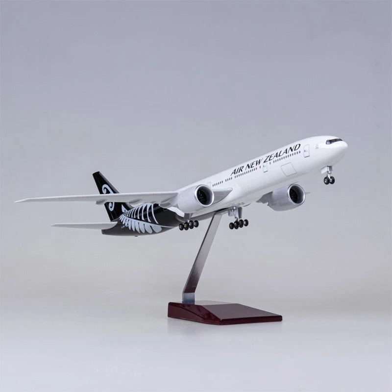 Airplane Display Toys 1/157 Scale 47cm B777 Diecast Model Air New Zealand Airlines Resin Plane With Light Collection Gift