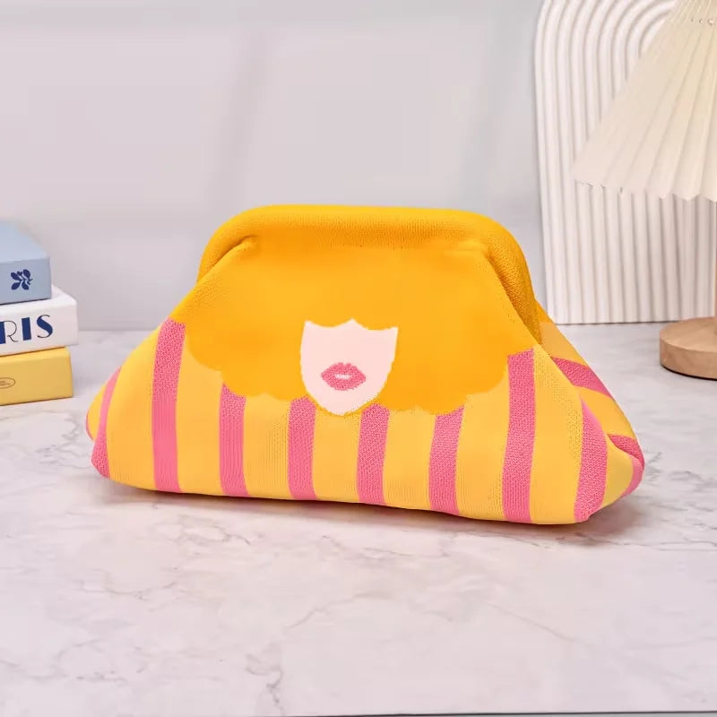 Trendy color-blocking fun lip print knitted pattern design ladies' evening banquet lightweight luxury commuting clutch
