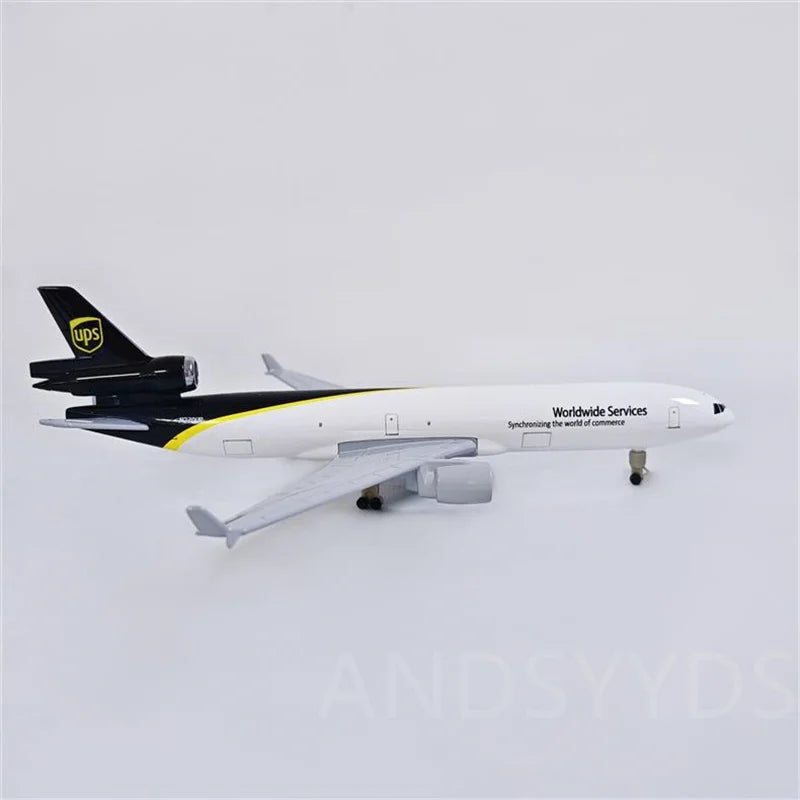 20cm Model Aircraft Diecast Alloy UPS Cargo Airlines MD-11 Simulation Airplane Scale 1:400 Children Educational Toys With Stand
