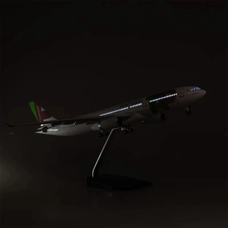 New 1:135 Scale Diecast Resin Model Air Portugal Airbus A330 Airways Airplane Aircraft Collection Display Decoration Gifts
