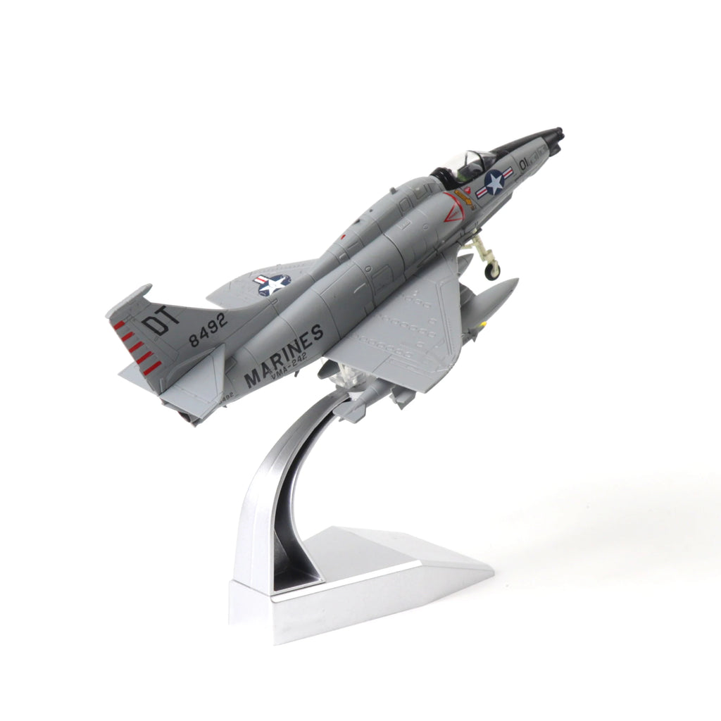 1/72 A-4 Skyhawk Diecast Metal Airplane Model Pre-built Military Collection Gift