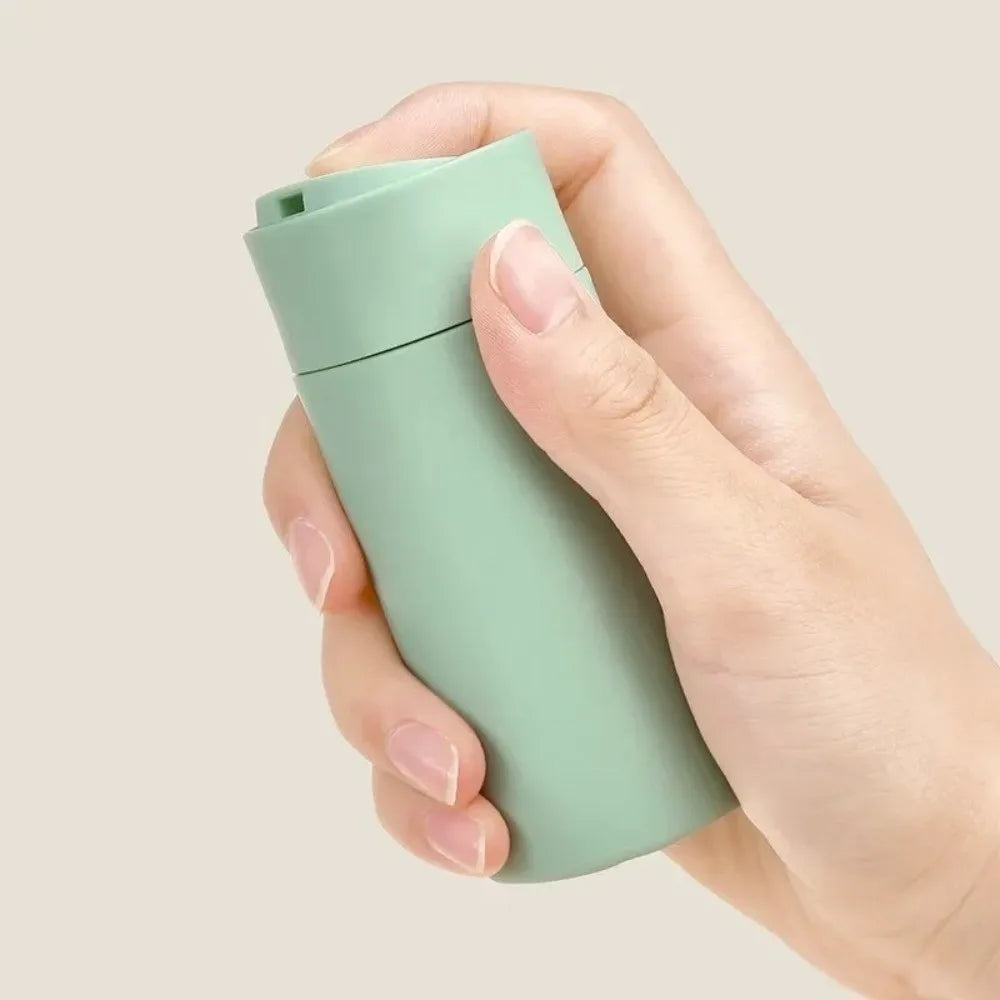 Portable Makeup Dispensing Bottles Empty Bottles Nordic Style Travel Bottles Set Leak Proof Refillable Cosmetic Containers