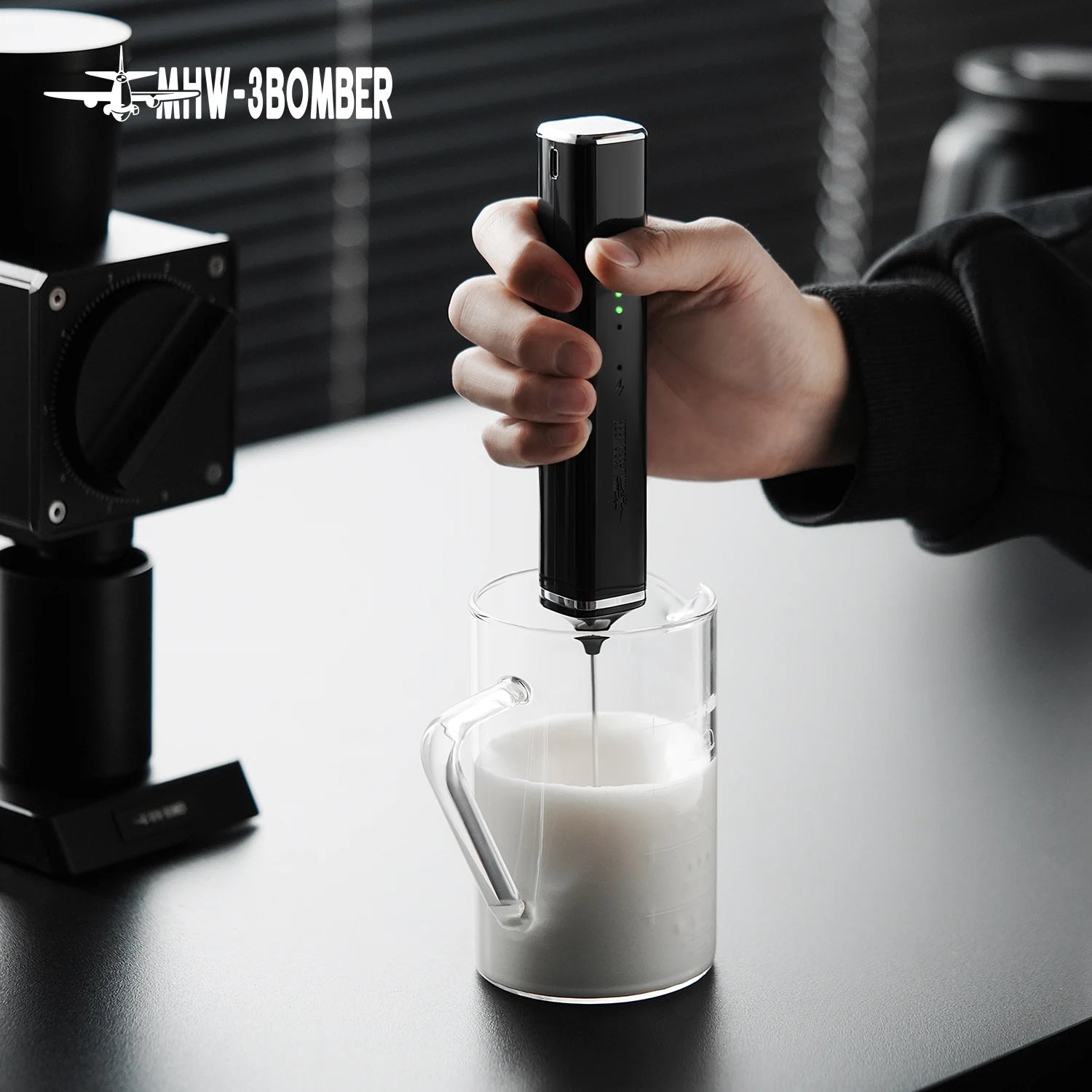 MHW-3BOMBER Electric Milk Frother Dual Whisk Heads Handheld Foam Maker Type-c Rechargeable Coffee Latte Cappuccino Mixer
