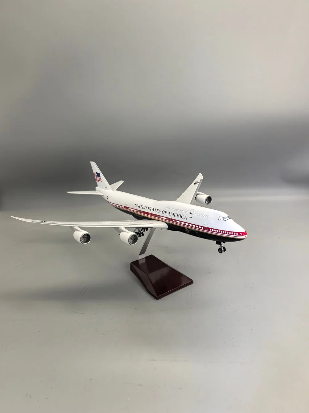 1/150 Scale 47cm United States Air Force B747 Resin Airplane Model Kit Diecast Aircraft With Stable Base Aviation Fun Souvenir