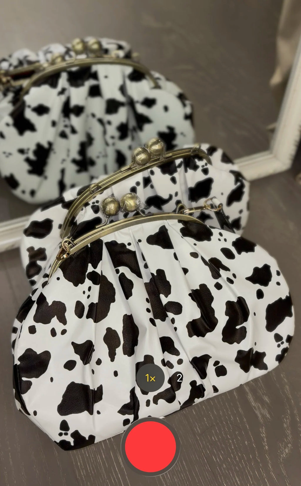 LOST IN VINTAGE Artficial Leather Cow Pattern Fabric Clutch Metal Frame Kiss Lock and Metal Handle Puffy Purse 34x23x11cm Cow