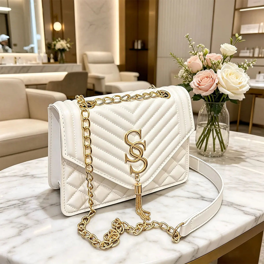 Elegant and Fashionable Argyle Quilted Chain Small Square Bag Metal Letter Tassel Diagonal Cross Bag Commuter Shoulder Bag