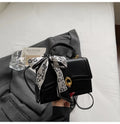 Foreign Style Handbag Hand Carry Out White Bag Women 2026 New Crossbody Package Niche Fashion Messenger Pack Ins Versatile Bags