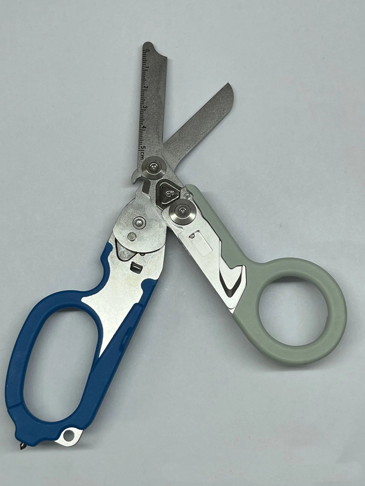 6-in-1 Tactical Emergency Shears Foldable First Aid Scissor Outdoor Survival EDC Rescue Tools Leatherman Raptors For Hiking Camp