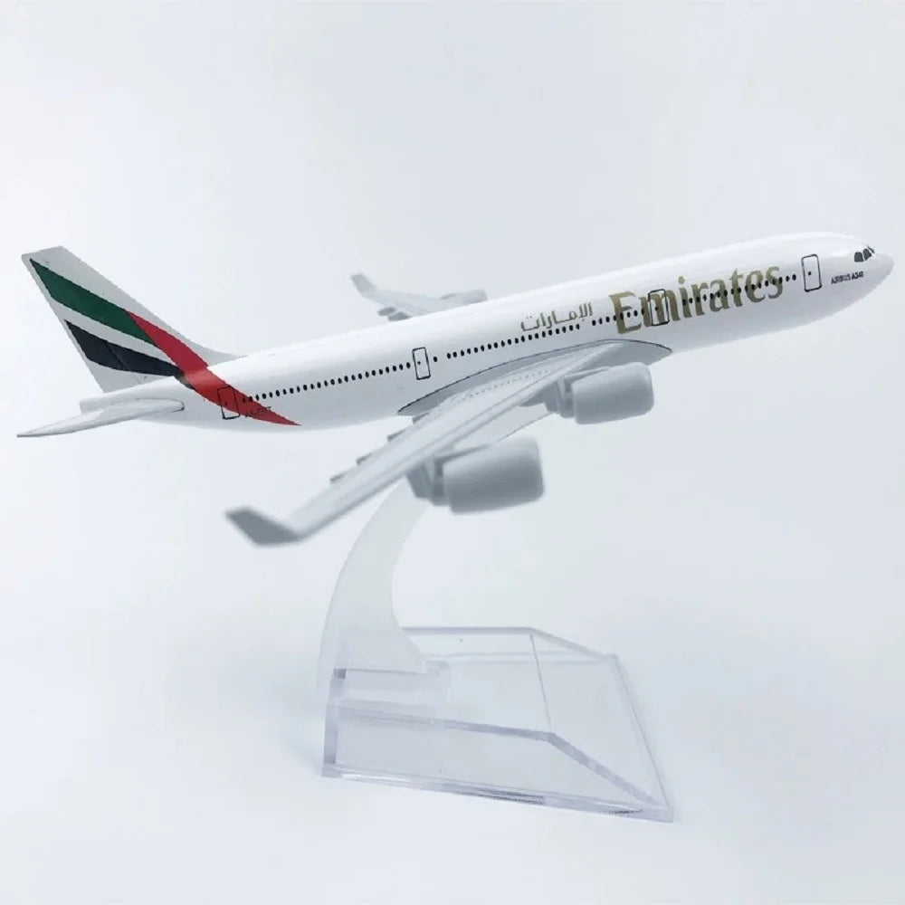 1:400 Diecast Metal Planes United Arab Emirates Airline A340 A380 B777Aircraft Model Planel Airplane Collectible Miniatures Gift